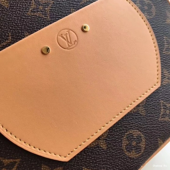 Vuitton BOITE CHAPEAU PETITE Louis 0731